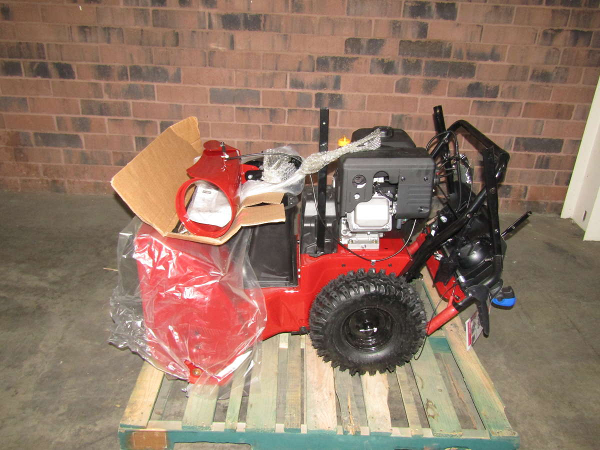 Toro Power Max 24" RTwo Stage Electric Start Snow Blower 377