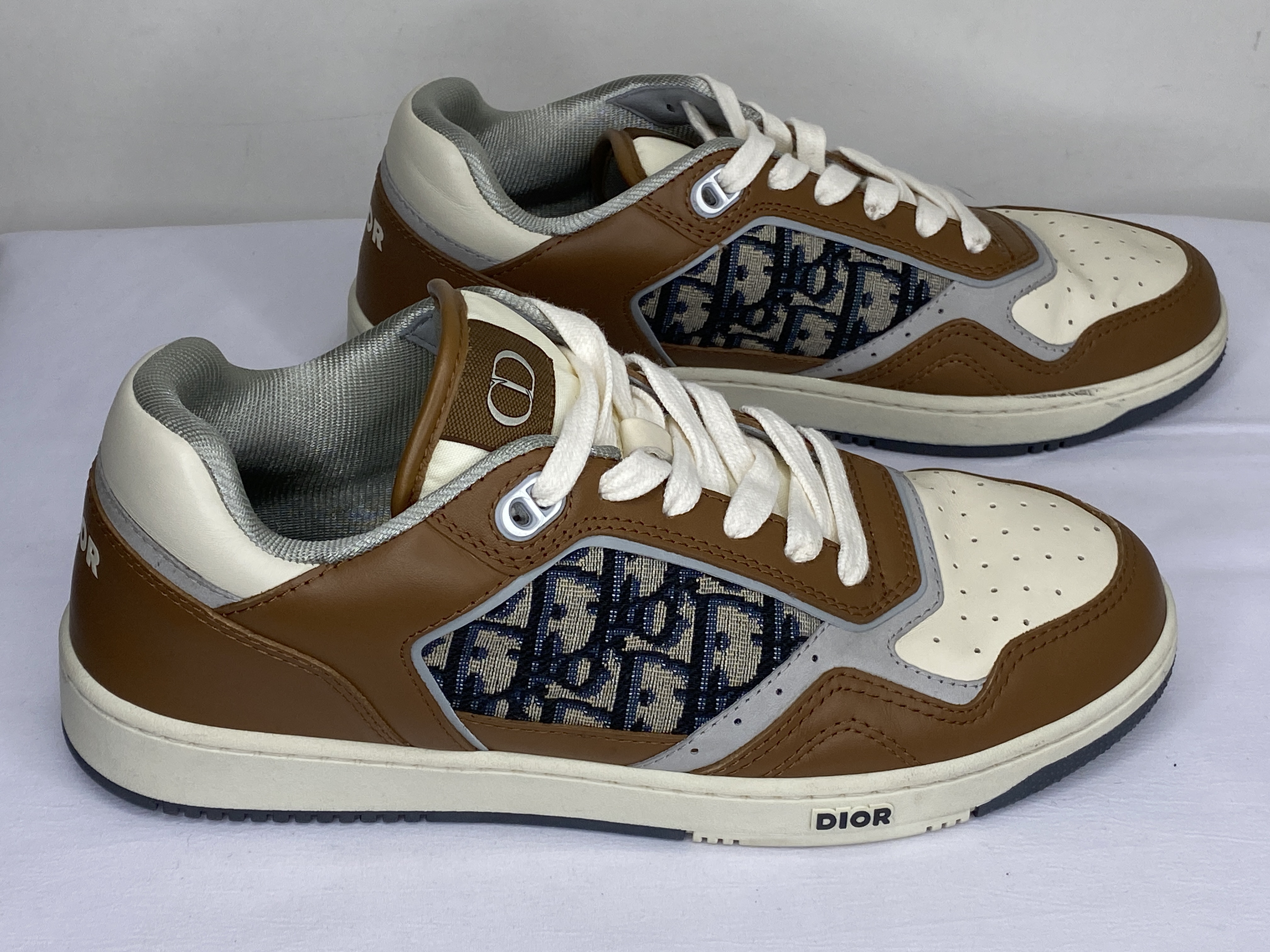 Dior Mens Sneakers Brown Cream Size B27 Low Top Round Toe Casual Lace-Up