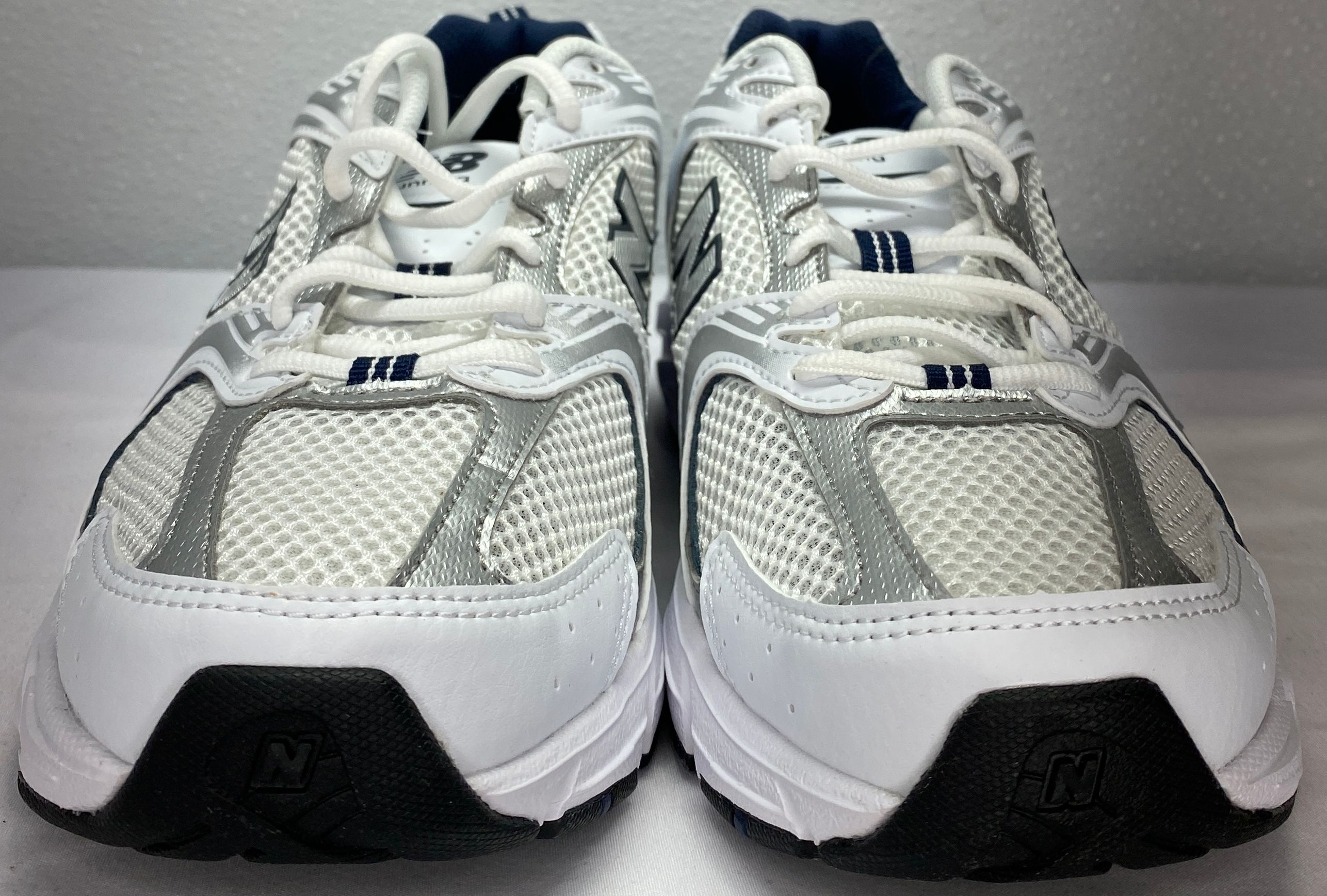 nu-ma New Balance 530 Unisex Size W9.5/M8 White Mesh Lace Closure