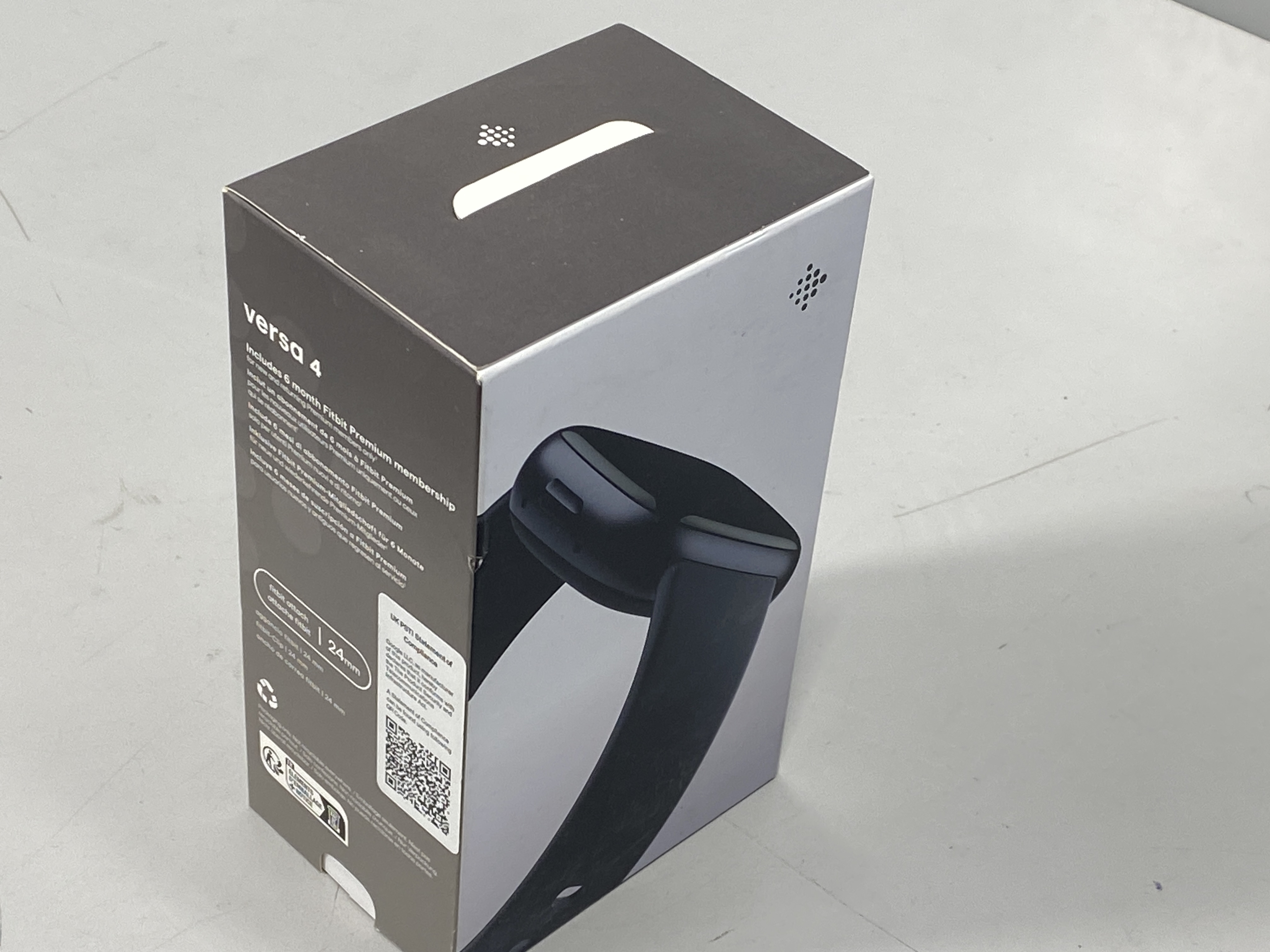 Fitbit Versa 4 Smartwatch Fitness - Nero (Open Box) - Foto 2