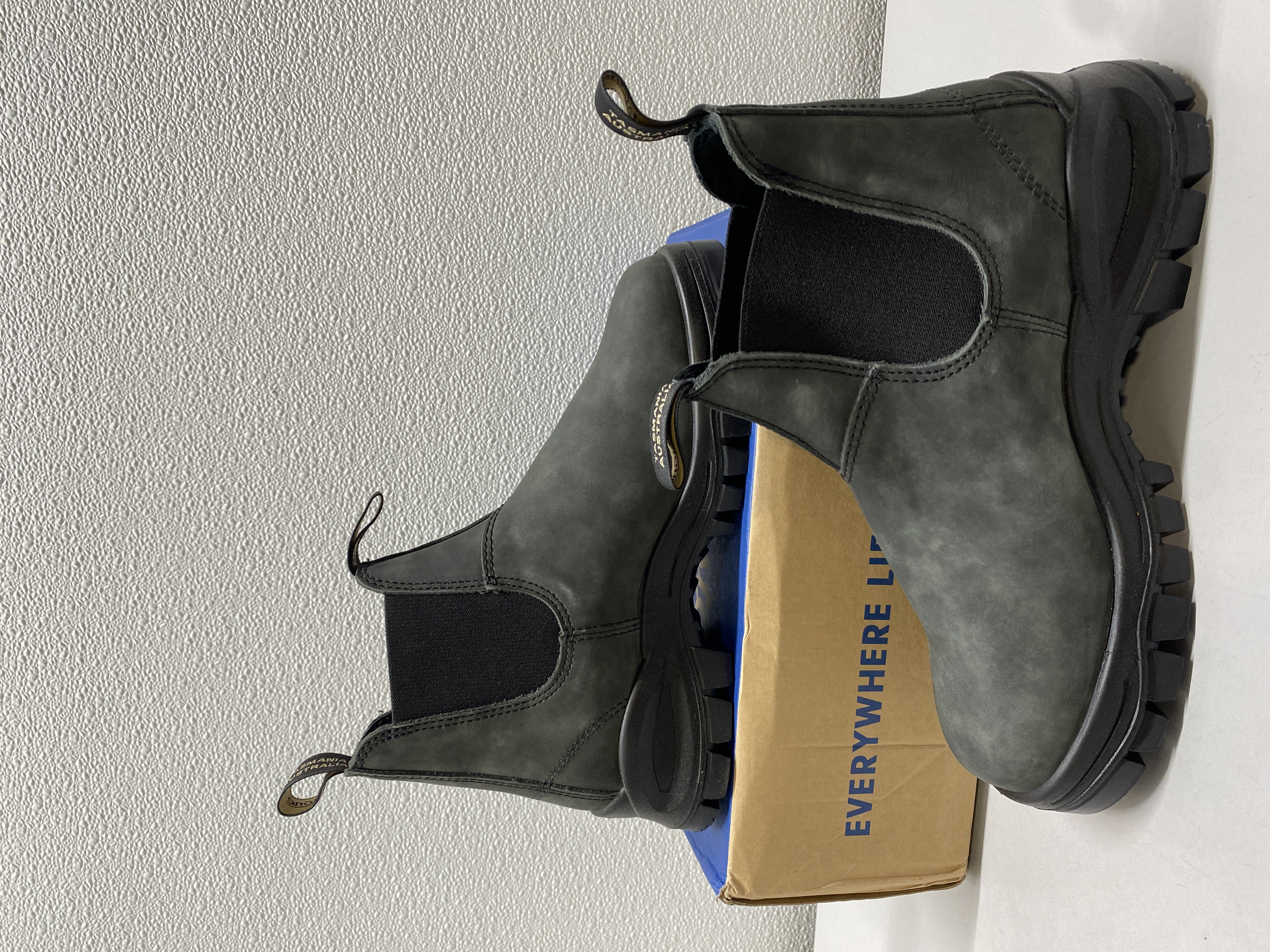 Blundstone Mens Lug #2238 Leather Utility Chelsea Boots Size 8
