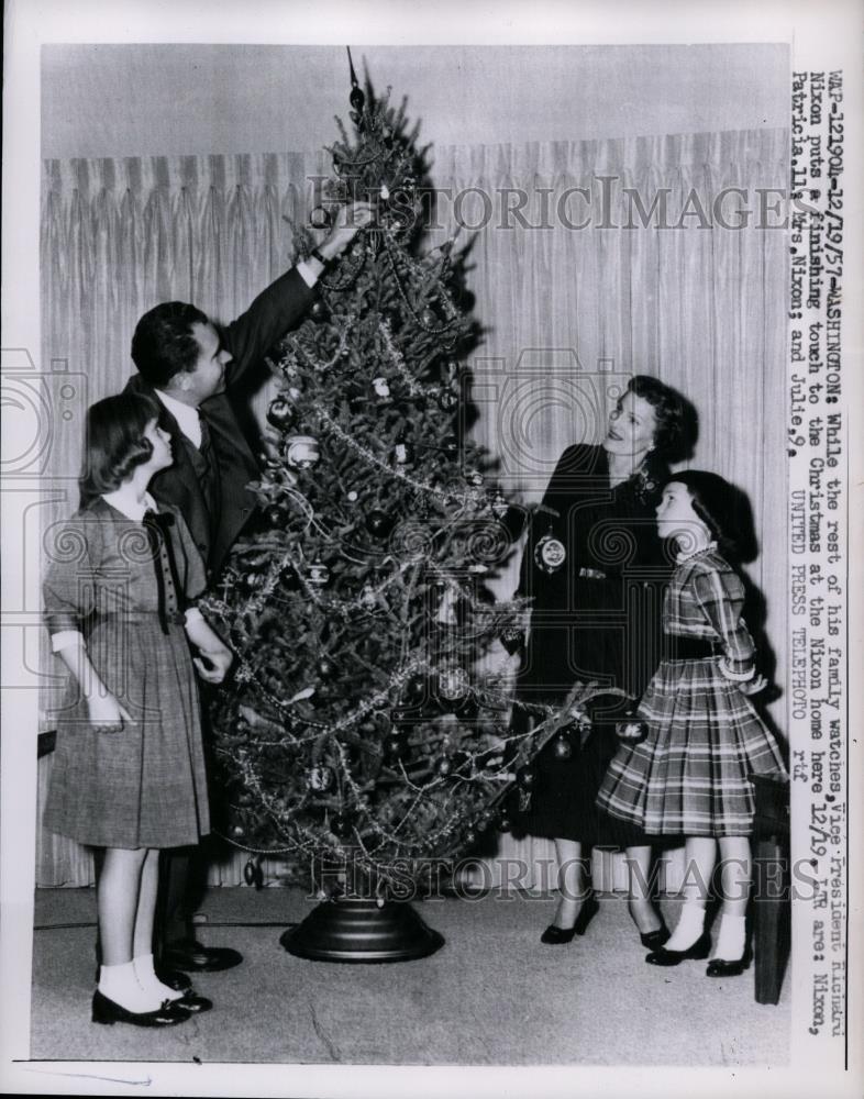 1957 Press Photo Richard Nixon & Family Decorating Christmas Tree at ...