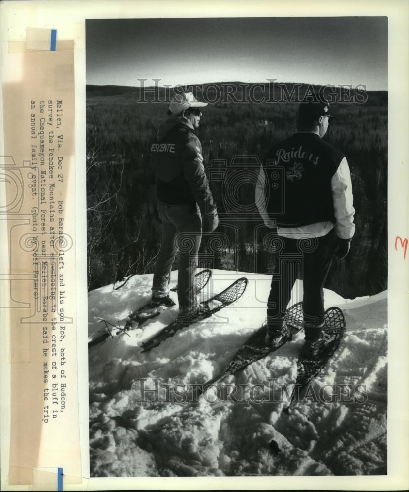 1992 Press Photo Bob Barabe & son, Rob, Snowshoeing in Penokee Mountains
