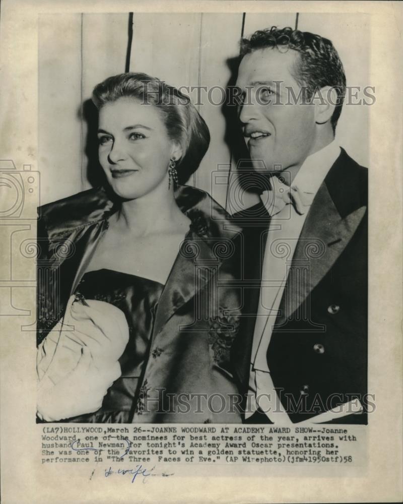 1958 Press Photo Joanne Woodward Husband Paul Newman At Academy Awards のebay公認海外通販 セカイモン