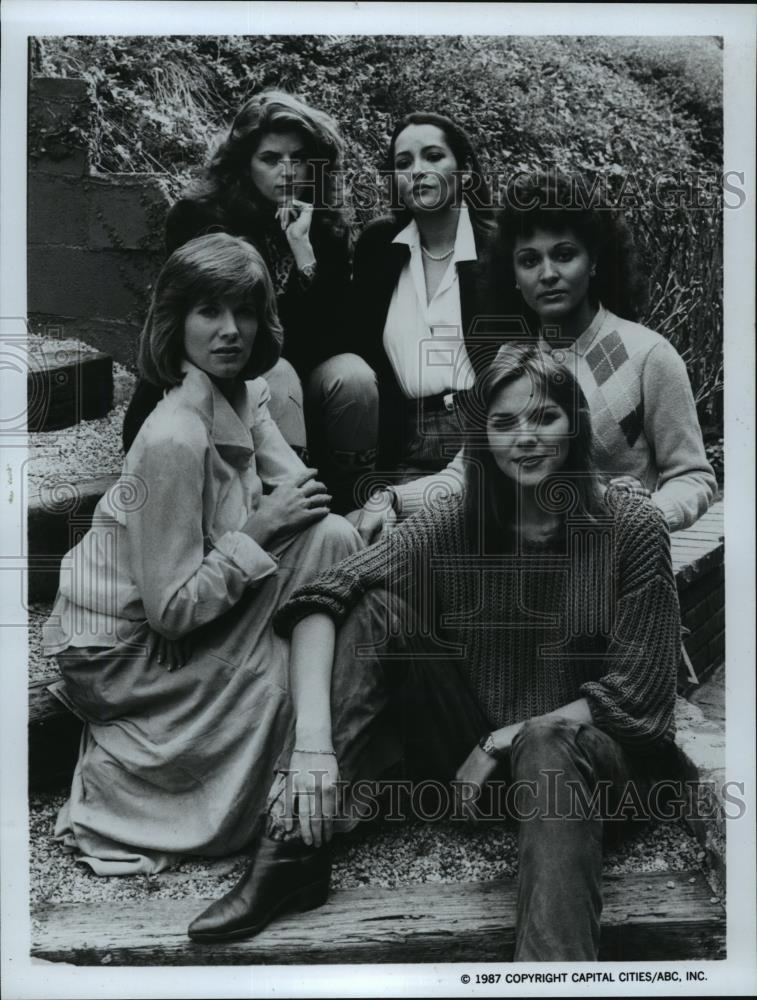 1984 Press Photo Cast Of Movie Sins Of The Past Suspenseful Tv