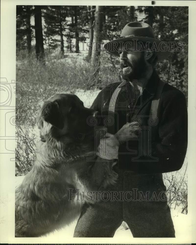 1976 Press Photo Actor John Beck With Dog In The Call Of The Wild Movie Ebay