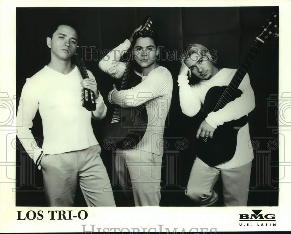 2001 Press Photo Three Members of the band Los Trio-O