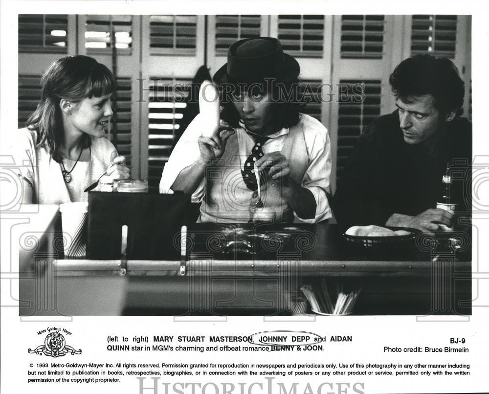 1993 Foto De Prensa Mary Stuart Masterson Johnny Depp Aidan Quinn En Benny Joon Ebay