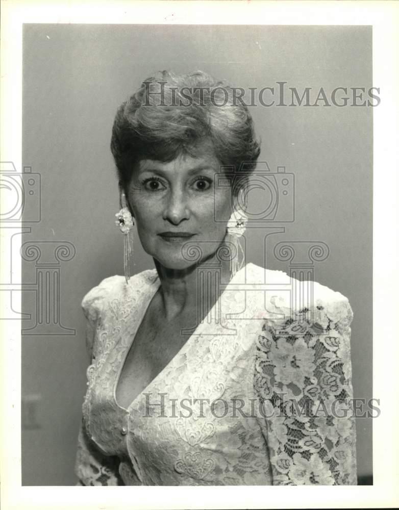 1992 Press Photo Mary Quinn at Magnolia Ball in Louisiana - noc21812 | eBay
