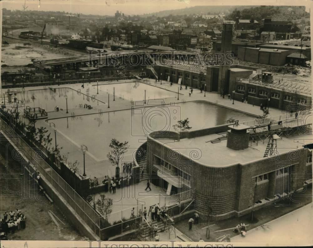 lyons pool recreation center