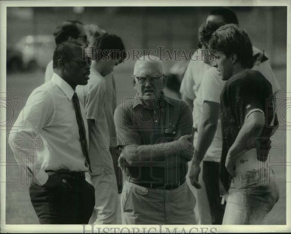 1985 Press Photo Syracuse U football's Floyd Little, Ben Schwartzwalder ...