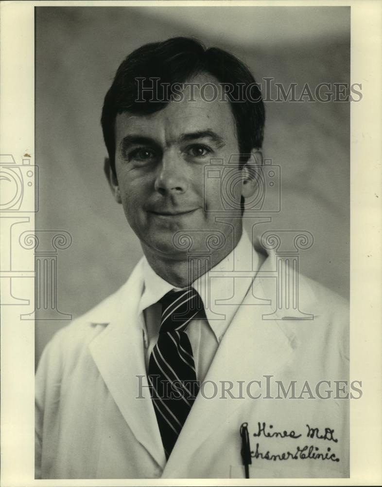1988 Press Photo Dr. Chesley Hines Jr., American College of