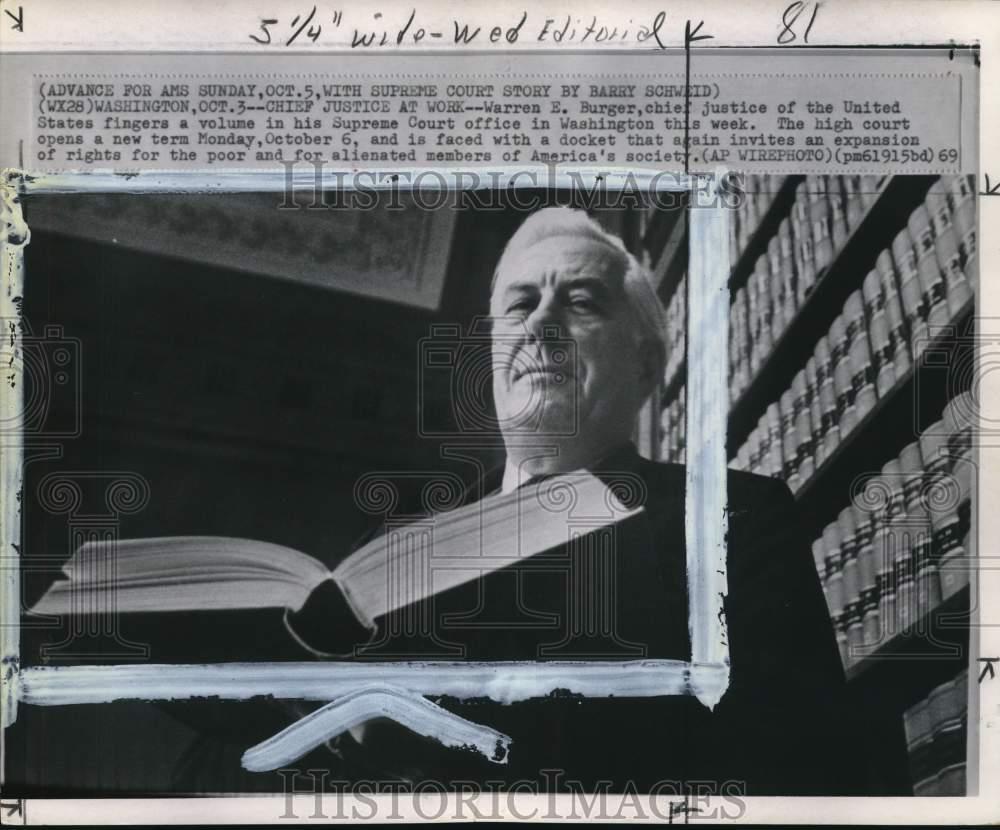 1969 Press Photo Chief Justice Warren Burger at his Supreme Court