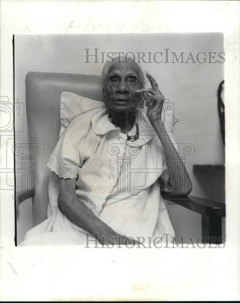 Catherine taylor realtor image