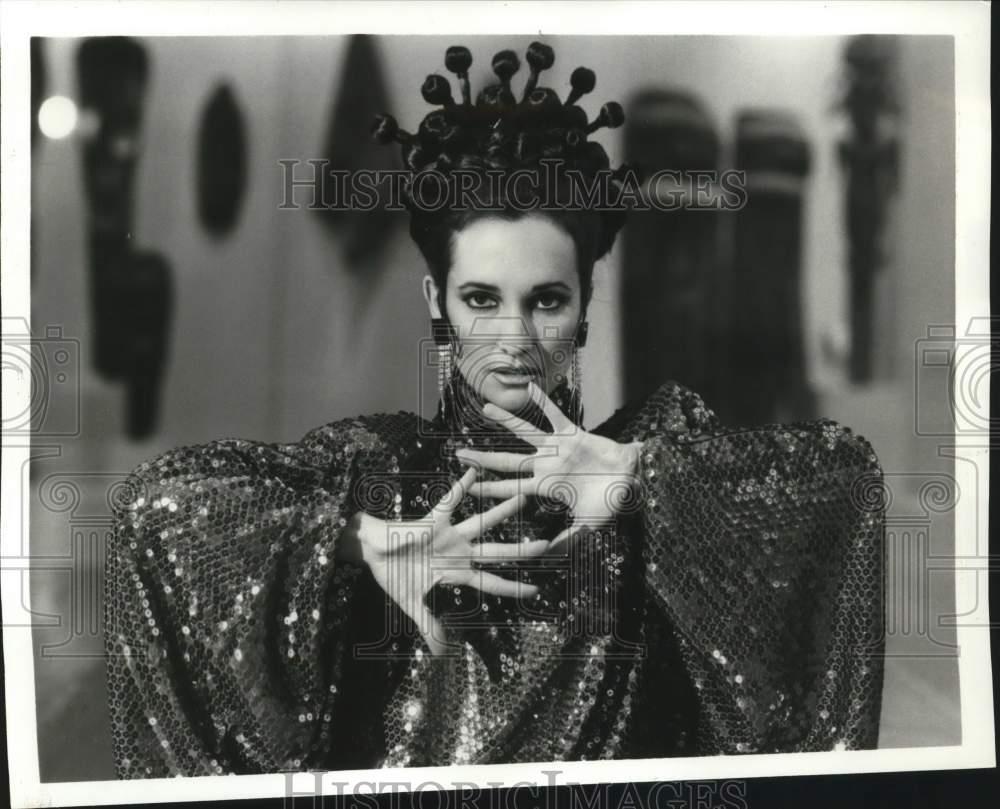 1983 Press Photo Actress Susan Lucci on 