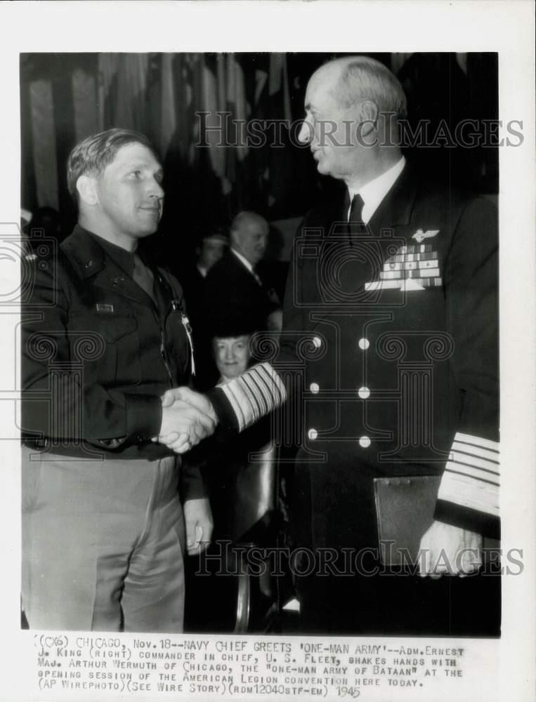 1945 Press Photo Admiral Ernest King And Major Arthur Wermuth Meet In Chicago Ebay