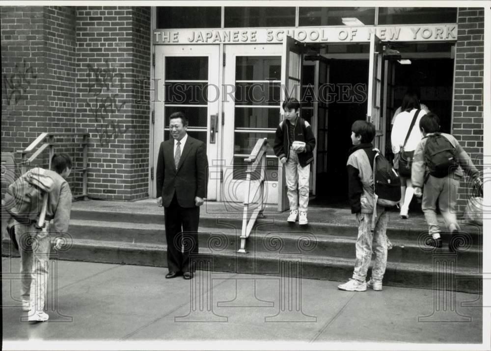 写真集NEW JAPANESE PHOTOGRAPHY IN 1990's This Japanese-American Photographer Captured the Elegance of