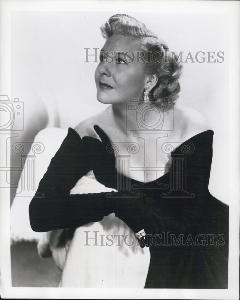 1951 Press Photo Actress Benay Venuta Racket Squad The Skin Game ...