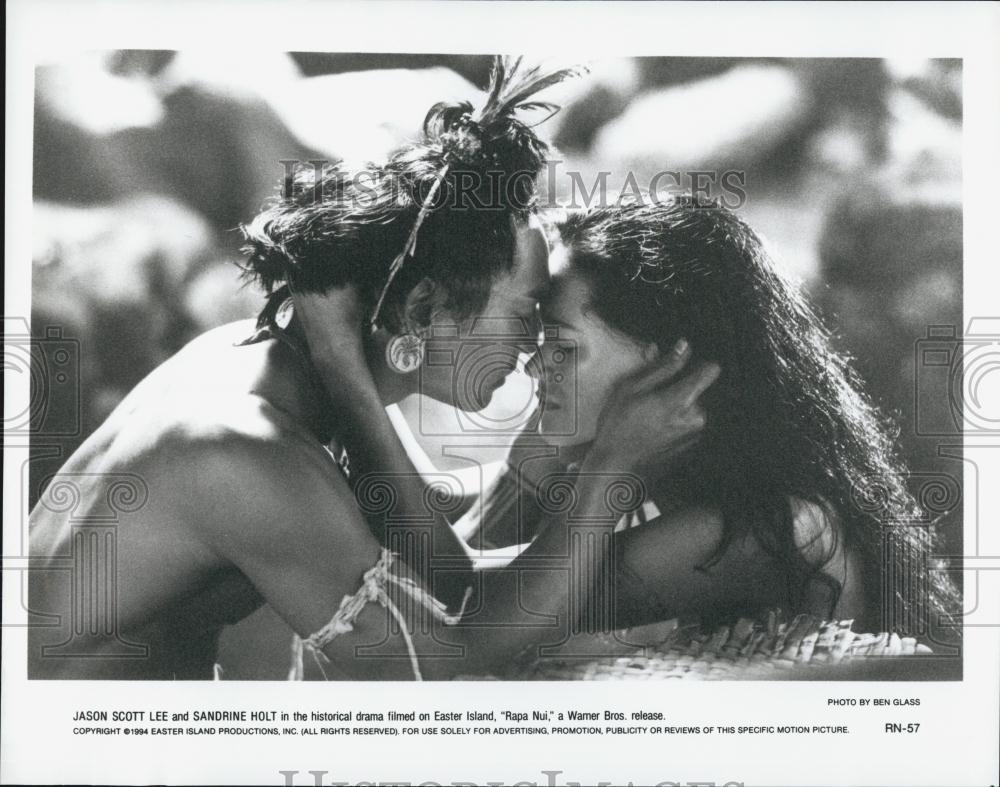 Press Photo Rapa Nui Jason Scott Lee Sandrine Holt Dfpg Ebay