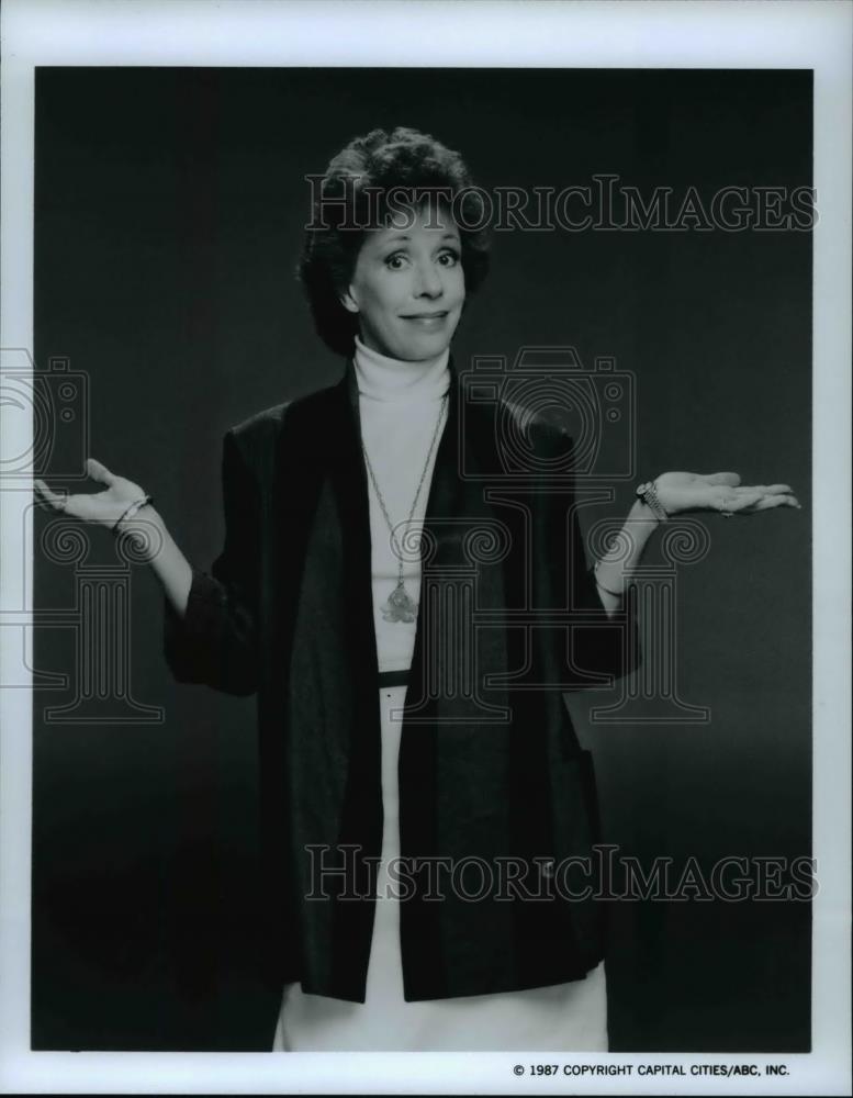 1987 Press Photo Carol Burnett on A Carol Burnett Special - cvp54913 | eBay