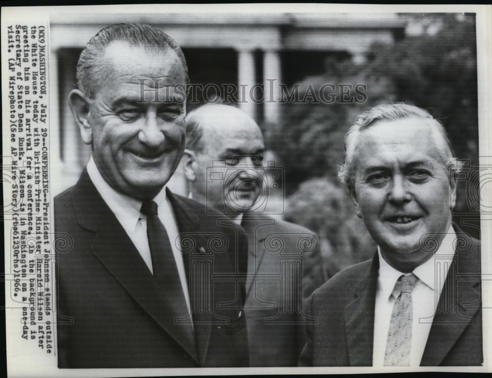 1966 Wire Photo Pres.Lyndon Johnson and British Prime Minister Harold ...