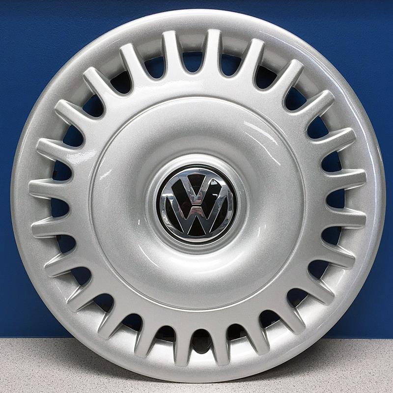 ONE 19972003 VW Eurovan 61528 15" Hubcap / Wheel Cover 7D0601147