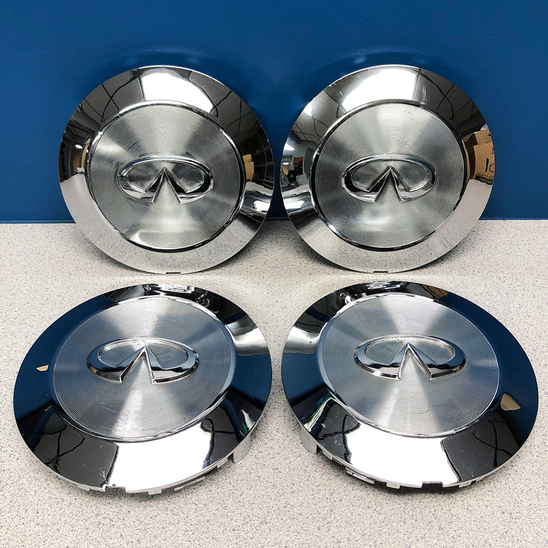 【 大感謝セール】 # QX56 Infiniti 2004-2007 73679 OEM Caps Center Chrome アクセサリー