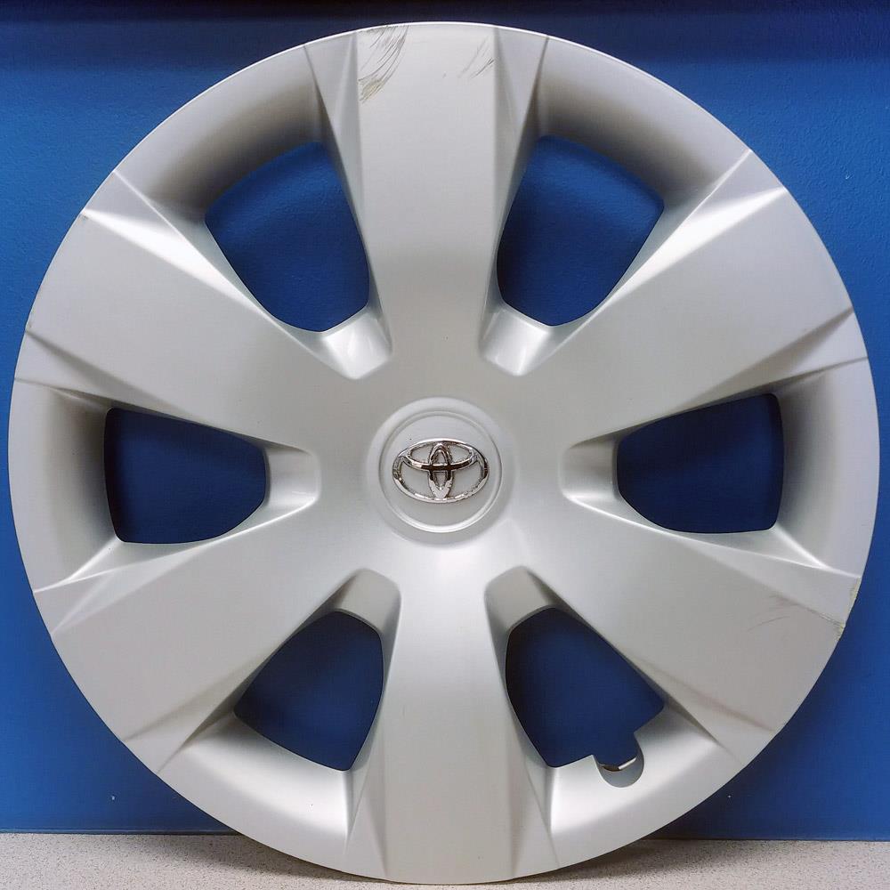 hubcaps for a 2007 toyota camry