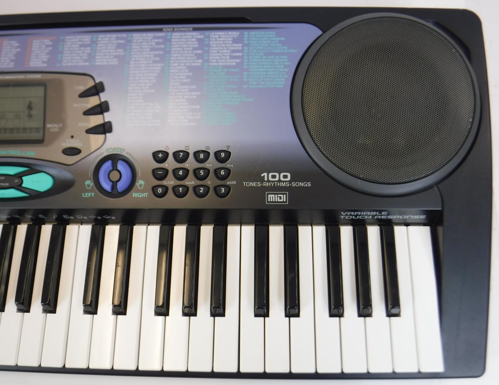 Radio Shack MD1160 Variable Touch Response Electronic Keyboard