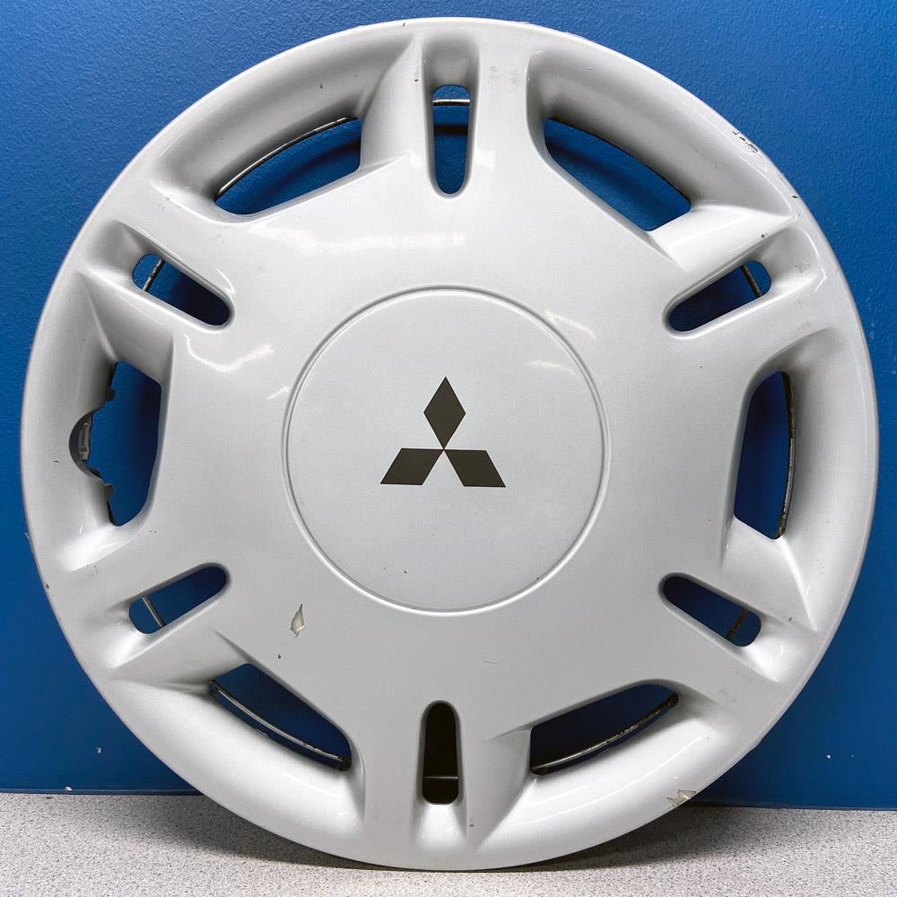 ONE 19971999 Mitsubishi Mirage 57561 13" 12 Slot Hubcap / Wheel