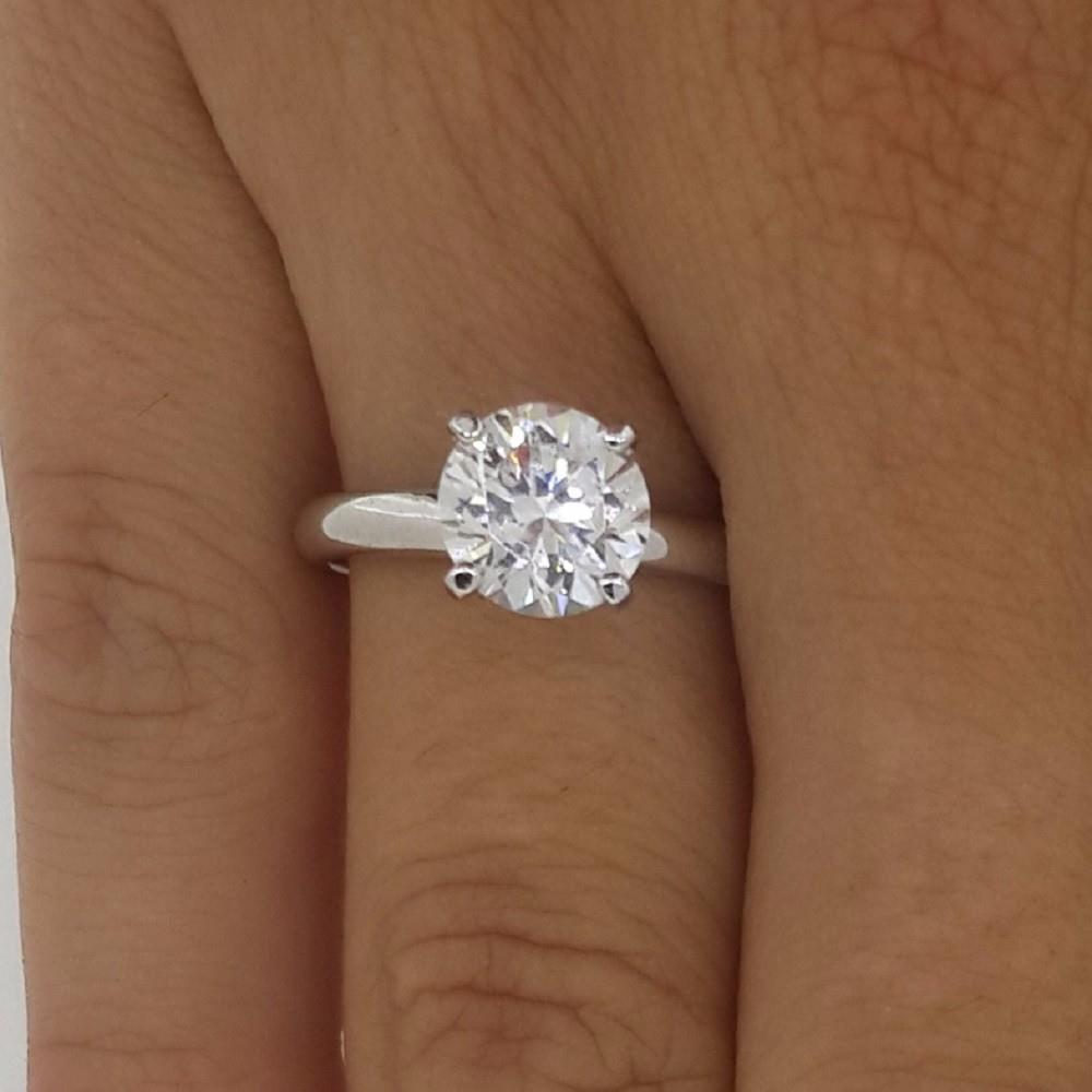 2.5 Carat Round Cut Diamond Solitaire Engagement Ring SI1 F White Gold