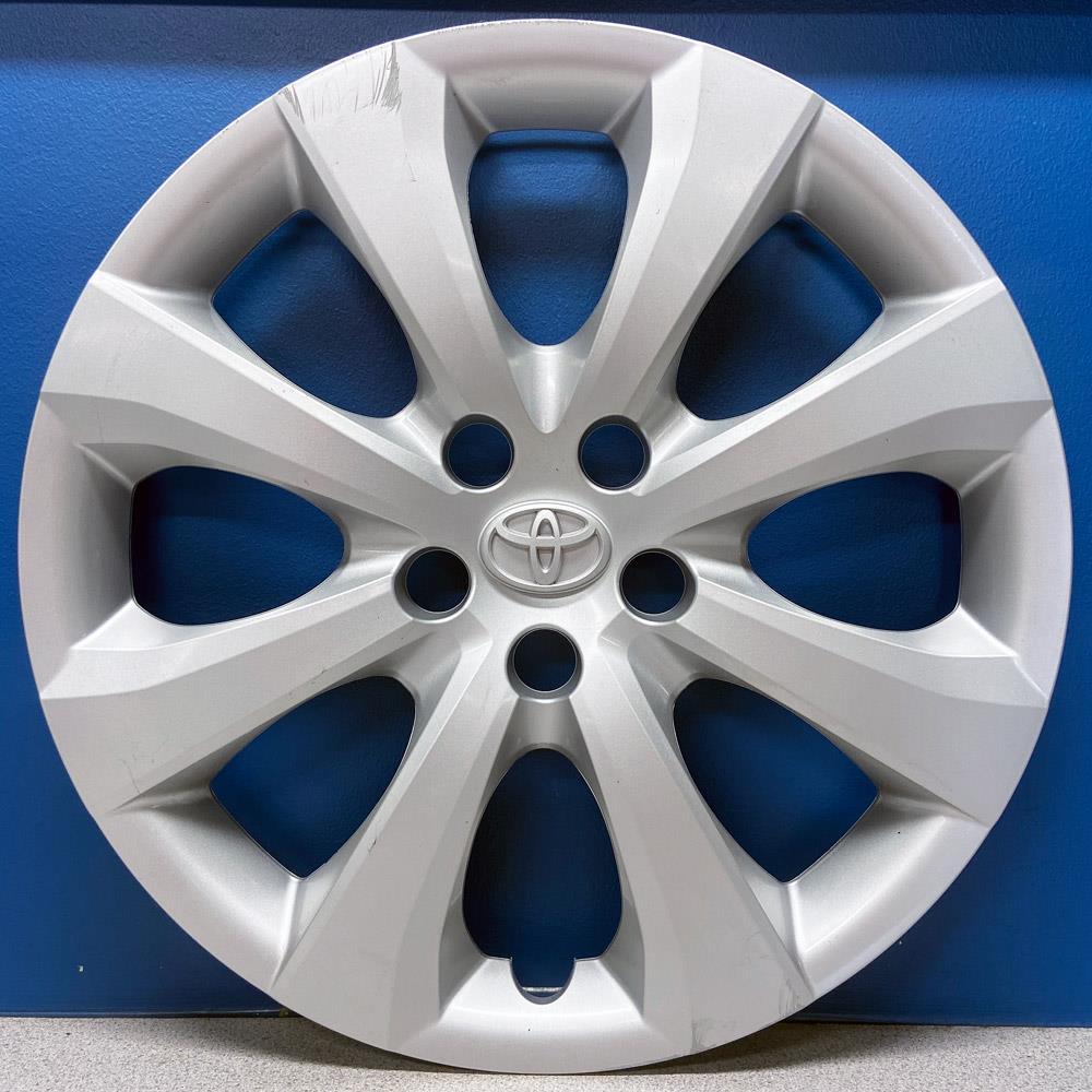 toyota corolla le hubcaps