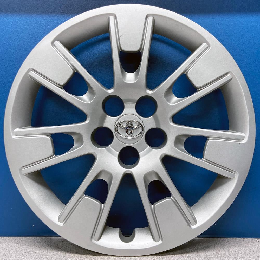 20142016 Toyota Corolla S 61173 16" 7 Spoke Hubcaps OEM 4260202420