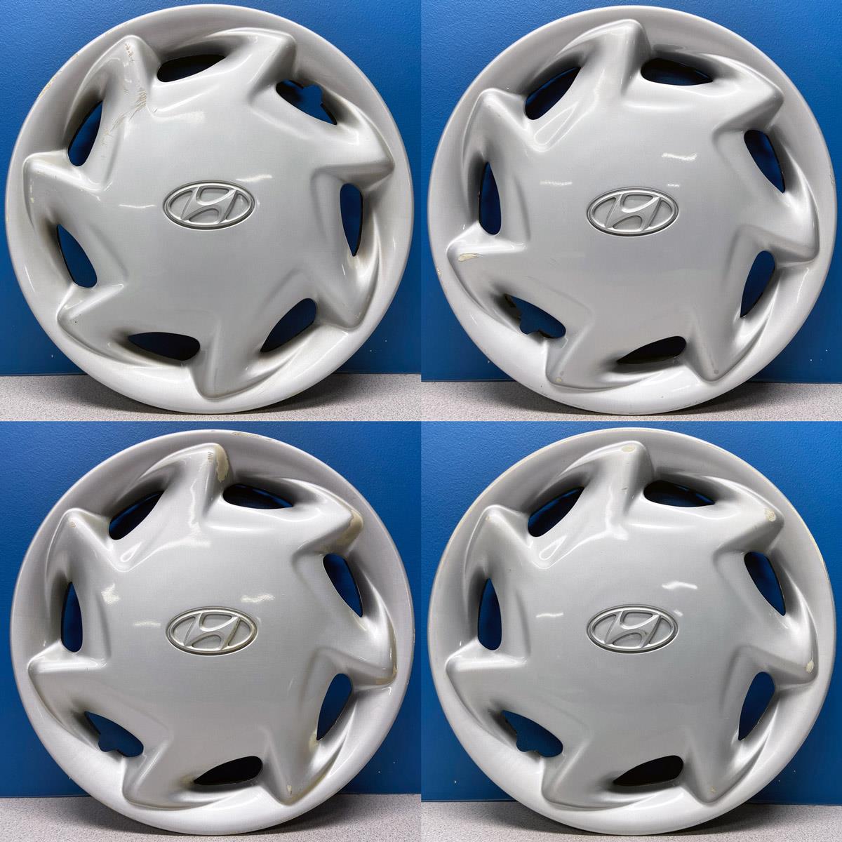 Genuine Hyundai Sonata 55529 14" 7 Spoke Hubcaps / Wheel Covers USED