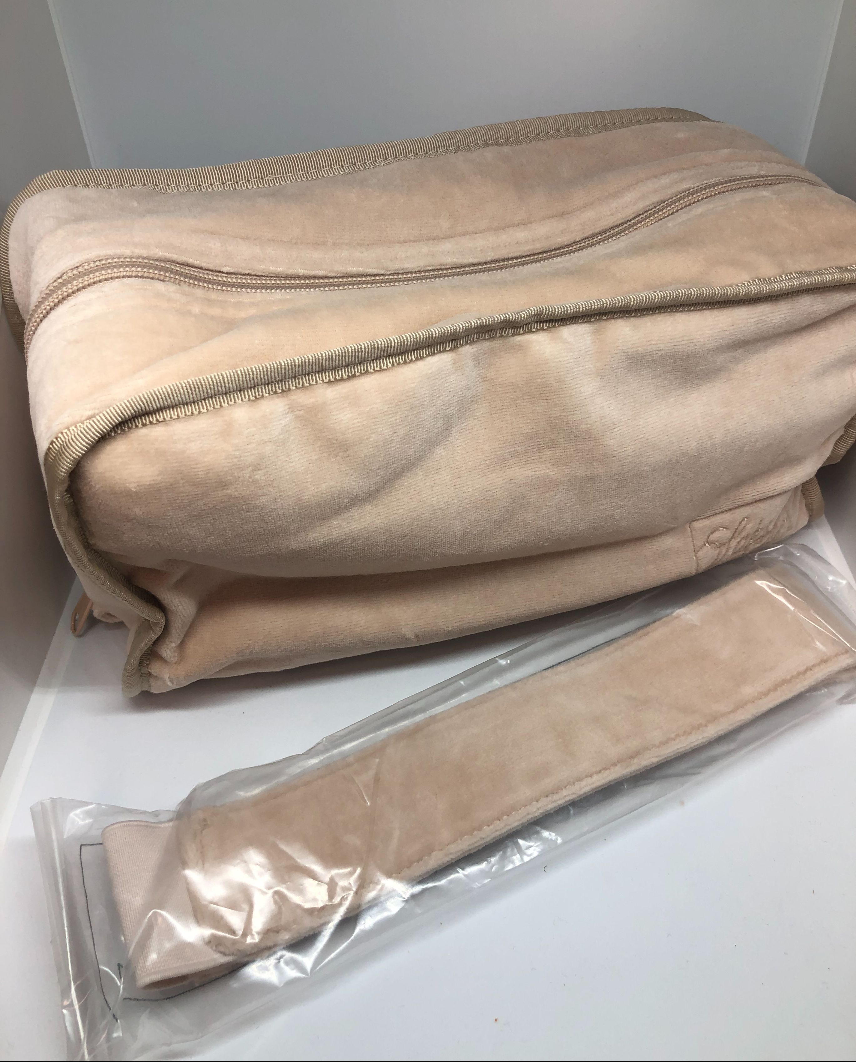 Saks Fifth Avenue Velour Cosmetic Makeup Travel Bag + Headband Beige