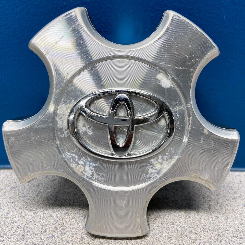 ONE 20052010 Toyota Avalon 69474 17x7 9 Spoke Aluminum Wheel Center