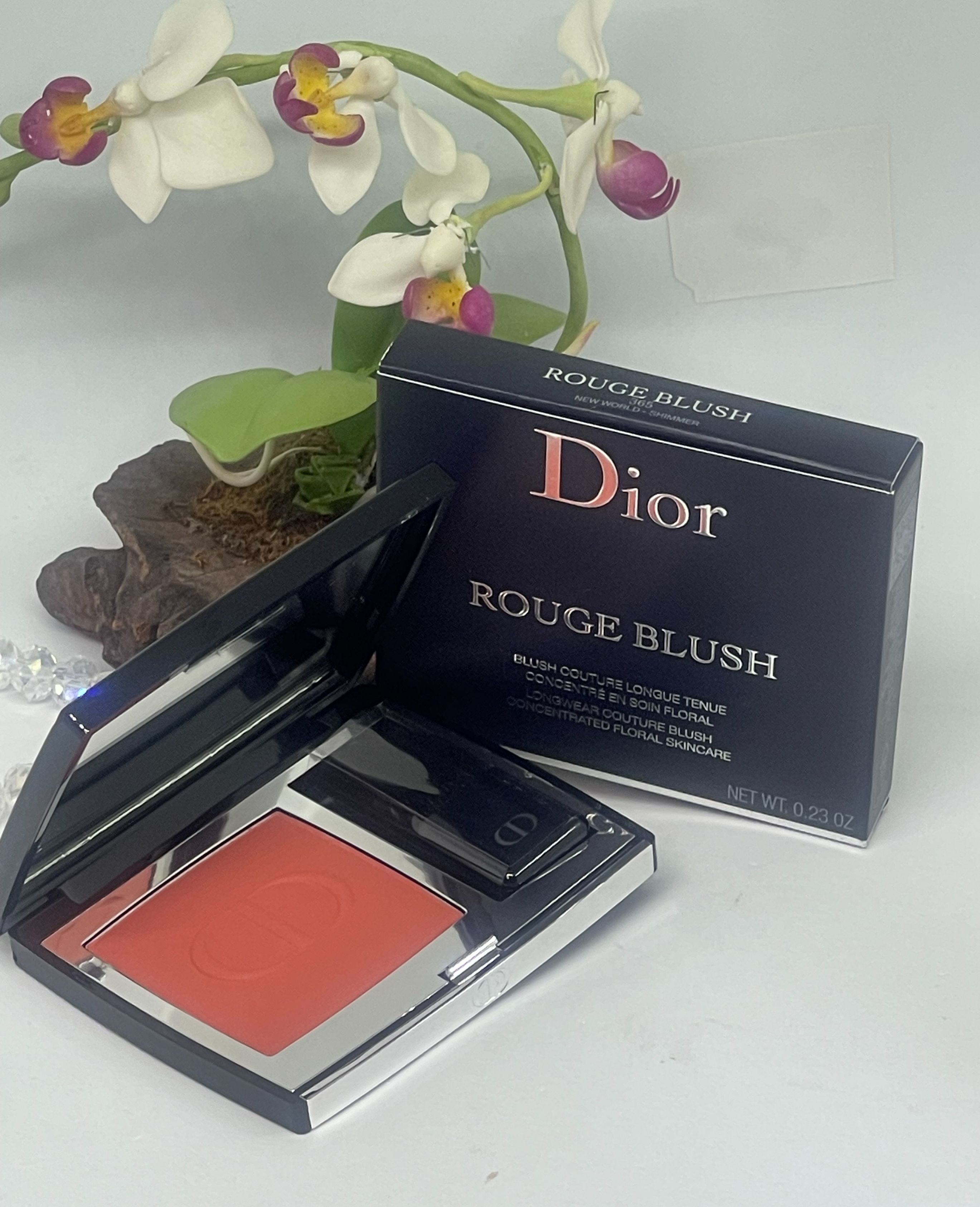 アイシャドウ Dior ROUGE BLUSH 290 BRUN Limited-Edition Rouge Blush: Couture Blush with Engraved
