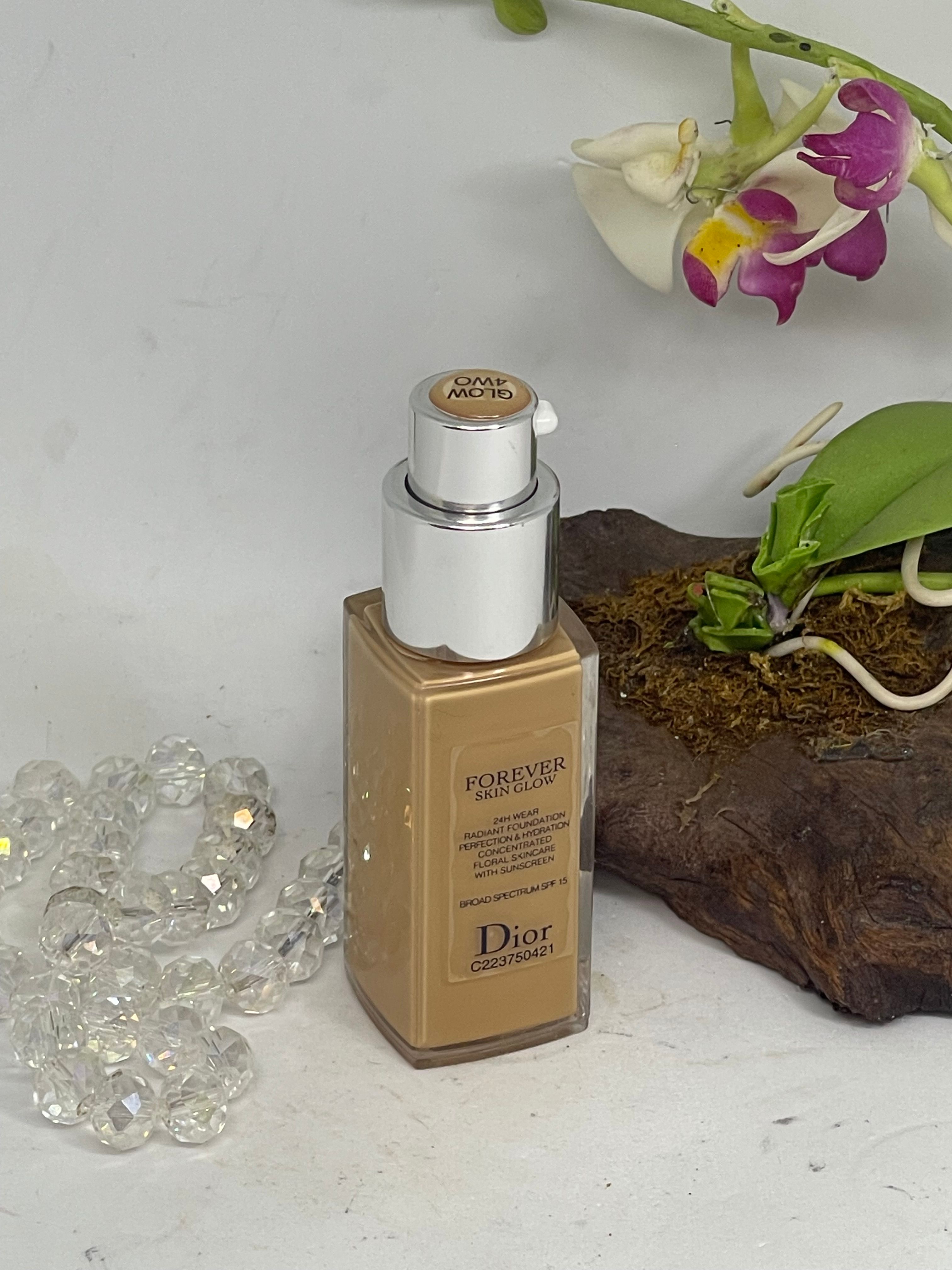 Dior Forever Skin Glow 24H Wear Radiant Foundation SPF 15 4WO oz  New