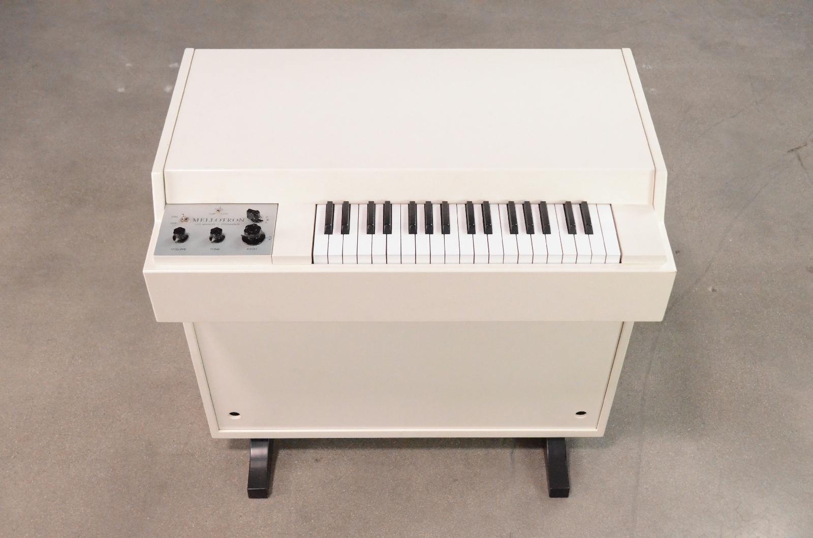 Mellotron Mk VI MkVI Polyphonic Analog Tape Keyboard w/ Extra Tapes