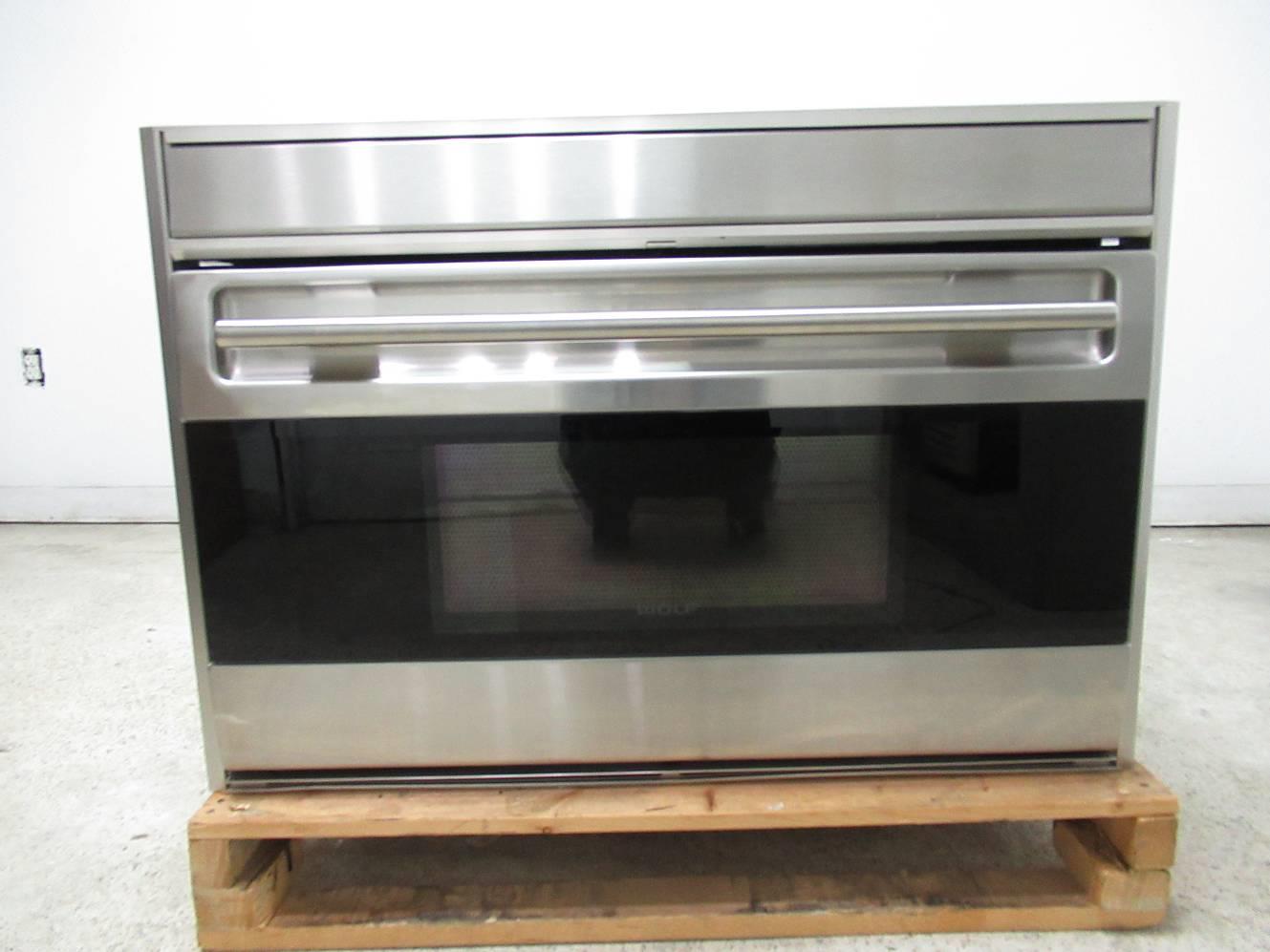 Wolf L Series 36" 4.4 10 Modes Single Dual Convection Electric Wall