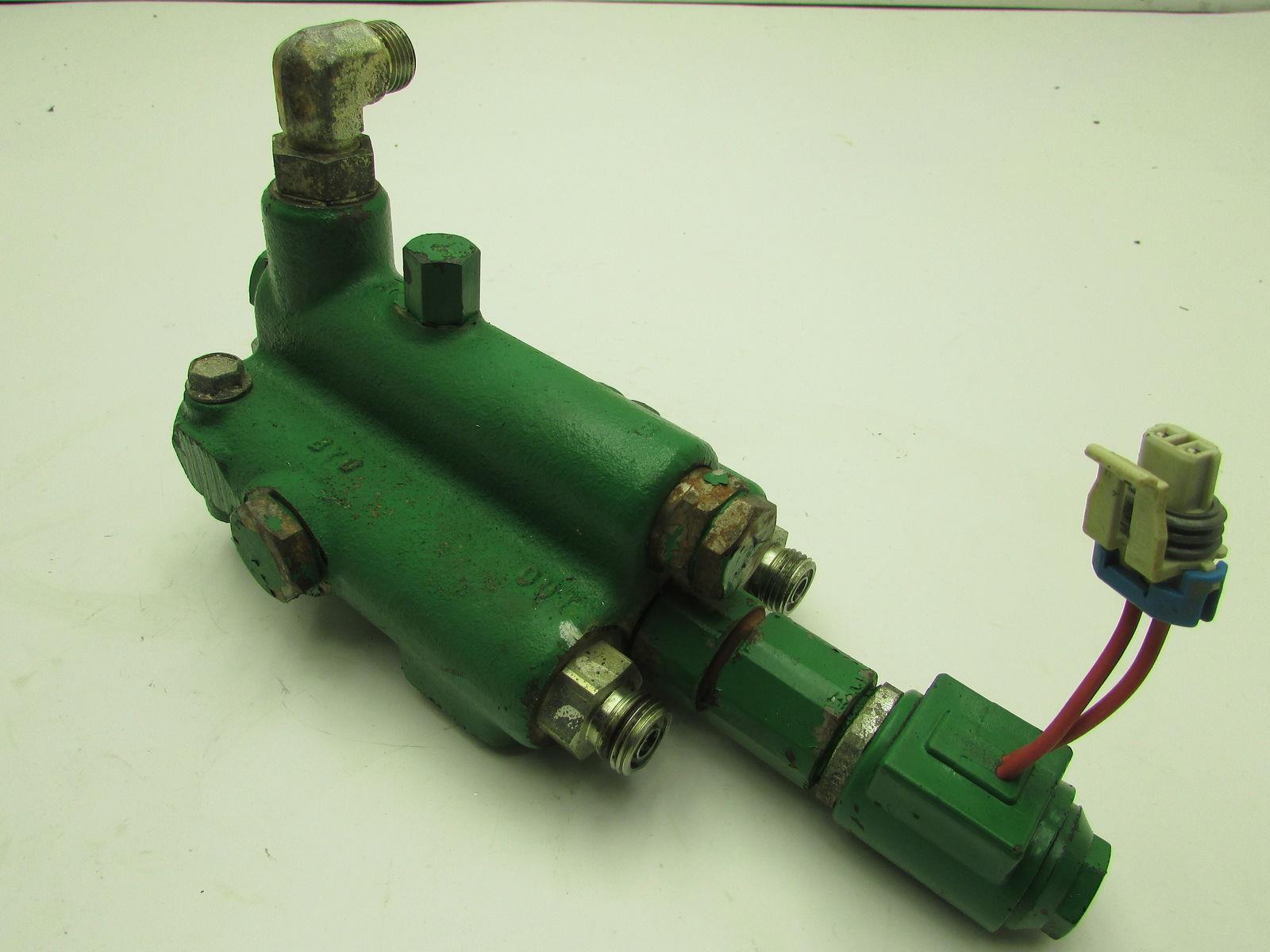 John Deere 3215A Fairway Mower Manual Hydraulic Lift Valve AMT1313 eBay
