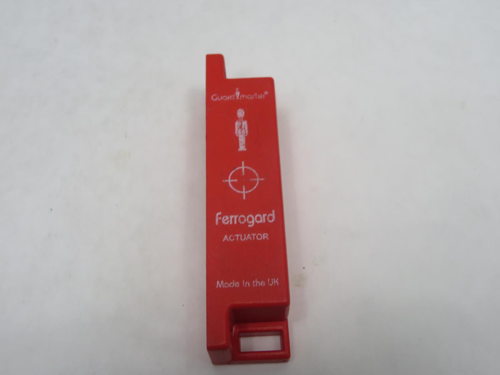 Allen Bradley Guard Master Ferrogard Actuator Door Switch Safety eBay