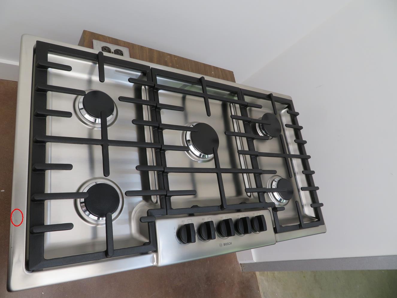 Bosch 500 Series NGM5656UC 36 Inch Gas Cooktop Sealed Burners Stainless