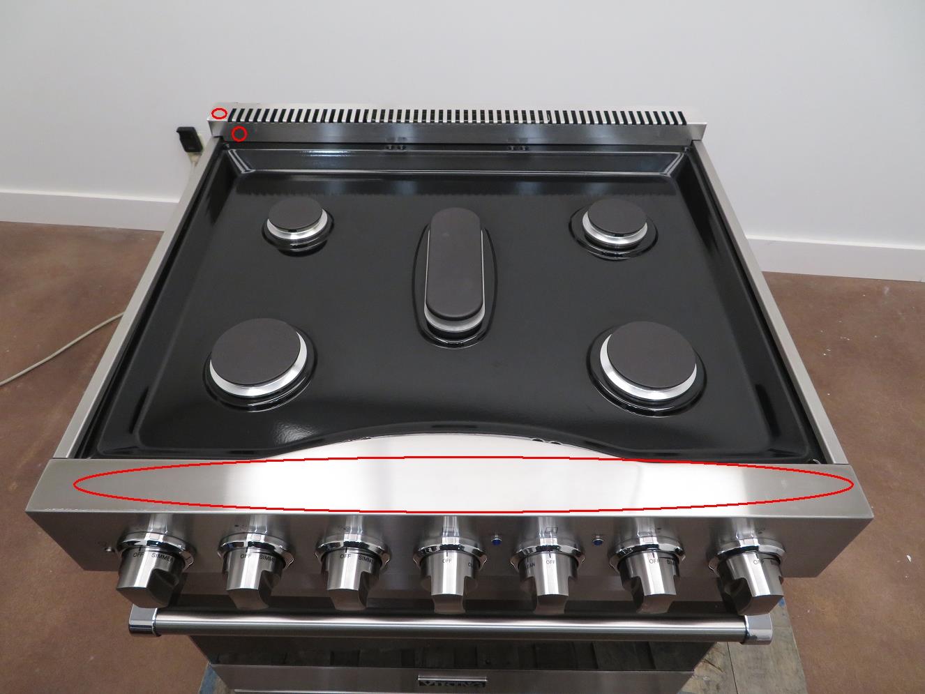 Viking 3 Series 30" 5 Sealed Burners Freestanding Gas Range