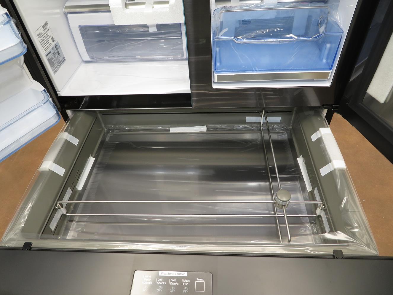 Samsung RF28JBEDBSG 36 Inch 4Doors French Door Refrigerator FlexZone