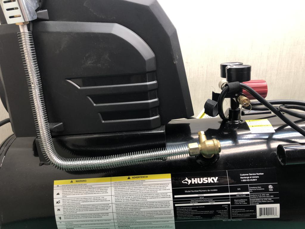 Handyman Husky 8 Gallon 150 PSI Hotdog Oil Free Air Compressor 0300816 3100000086 eBay