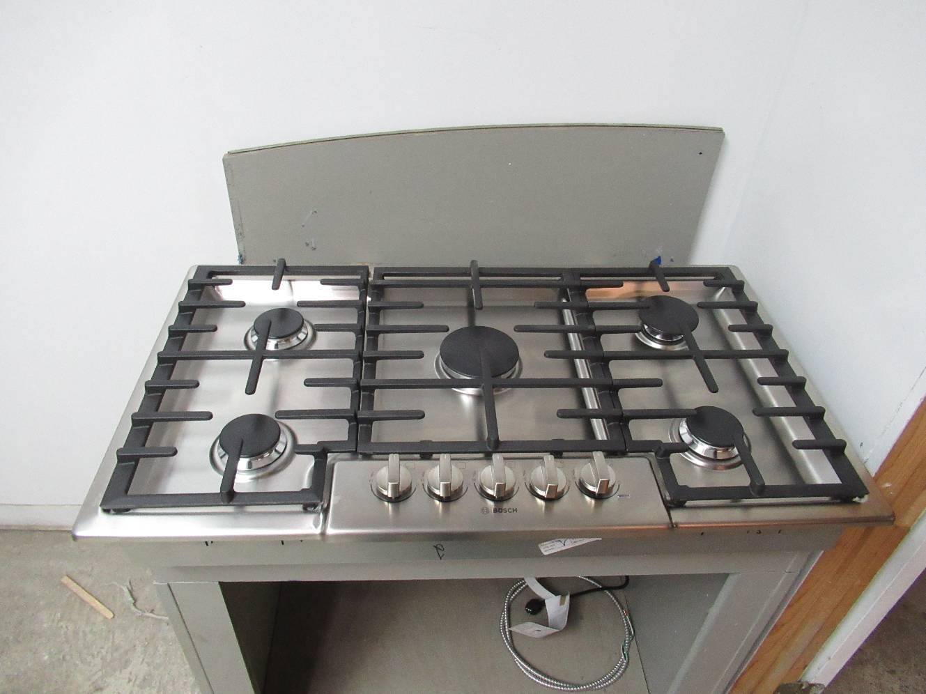 Bosch 800 Series 36 Inch 5 Sealed Burners LED Lights Gas SS Cooktop