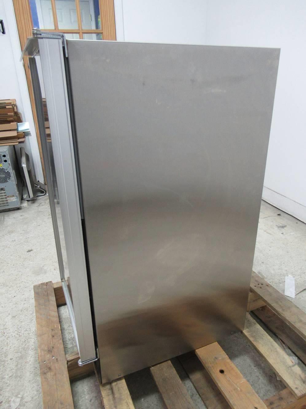 Scotsman 15" 30 lbs Gravity Drain Under Counter PR Ice Maker DCE33A1SSD