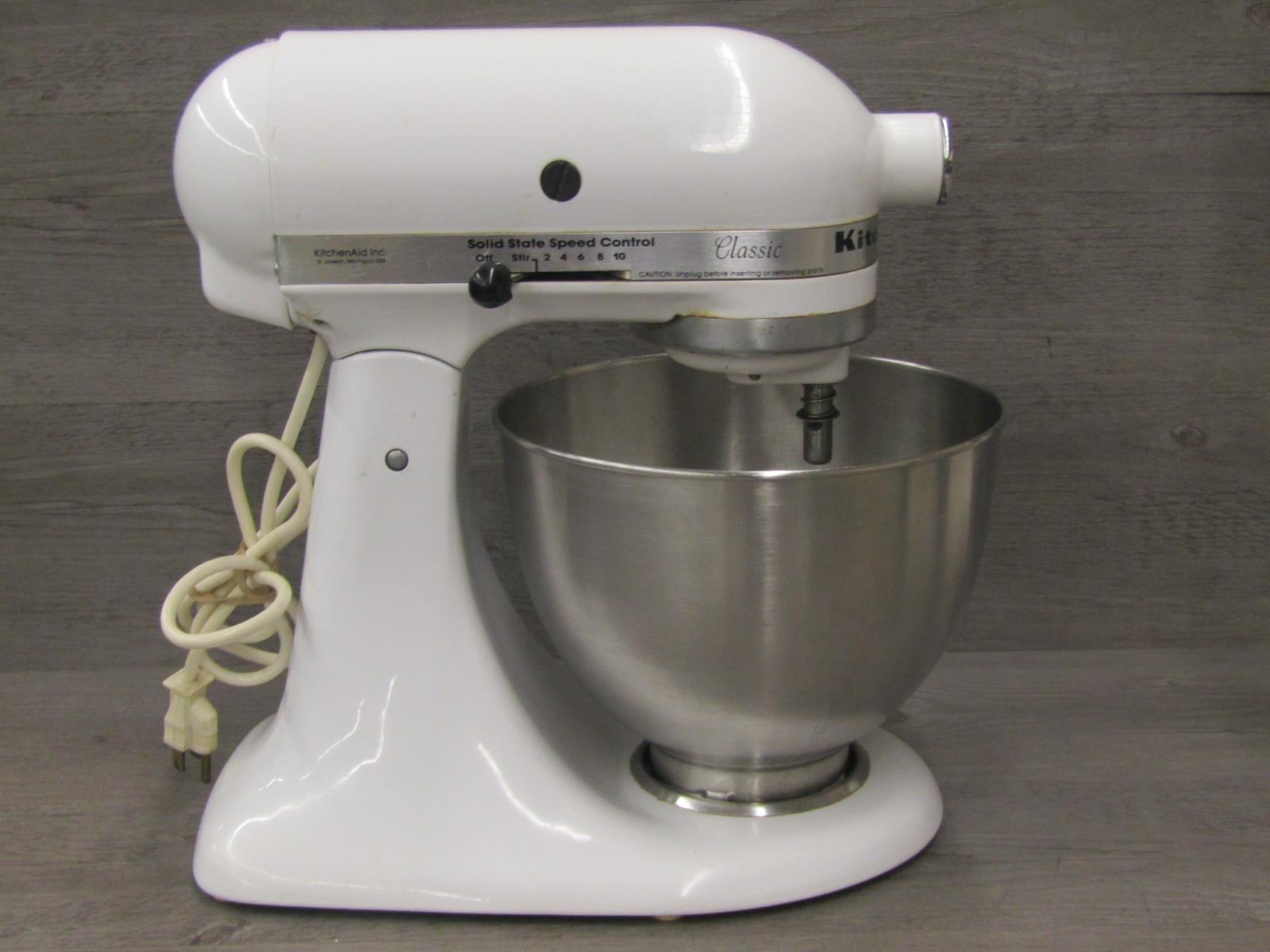 white kitchenaid blender