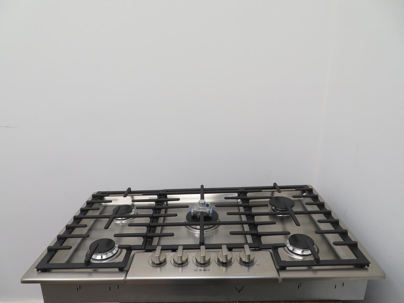Bosch 800 Series Ngm8656uc 36 Inch Gas Cooktop 5 Sealed Burners Bosch 800 Series Ngm8656uc 36 Inch Gas Cooktop 5 Sealed Burners Optisim Burner